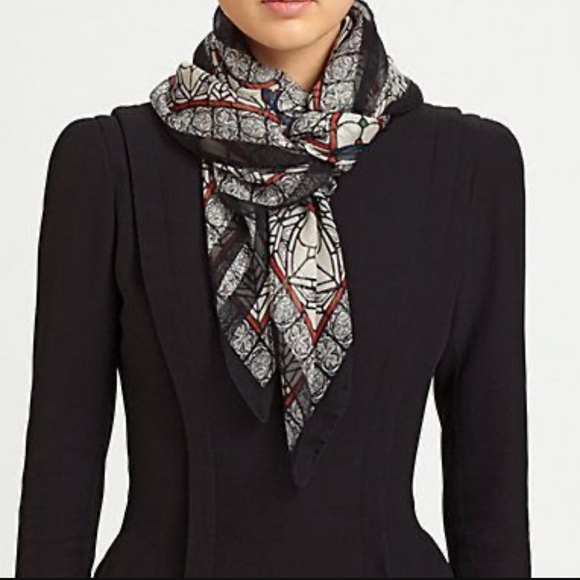 π§£So Many Ways To Tie A Scarfπ§£ - Picture 1 of 1